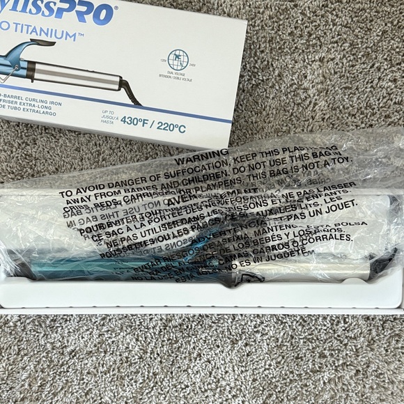 1 1/4” BaBylissPro Nano Titanium Extended Barrel Curling Iron - Picture 6 of 6